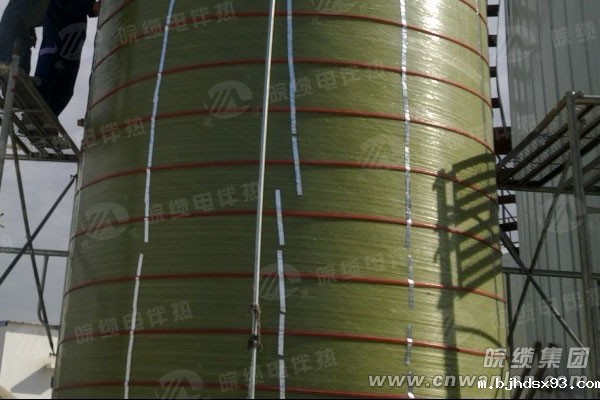 图1:罐体螺旋式电伴热带安装